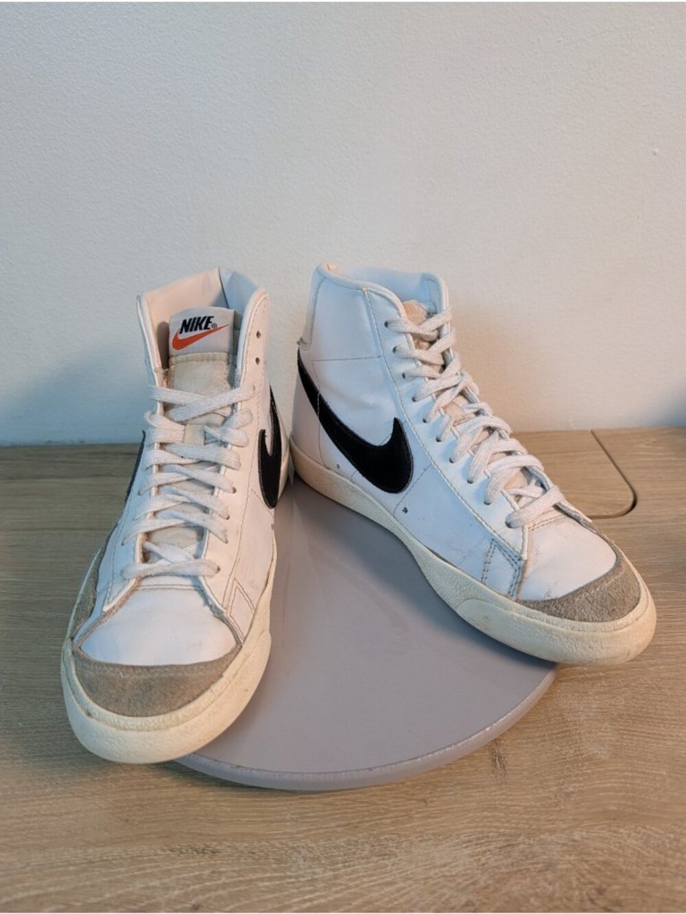 Nike Blazer Mid 77 Women’s Size 7 White Black CZ1055-100 Sneakers Shoes